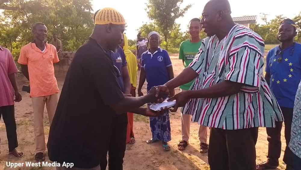 Nadowli-Kaleo: Member of Parliament Supports Loho CHPS Project with Gh¢31,&nbsp;990