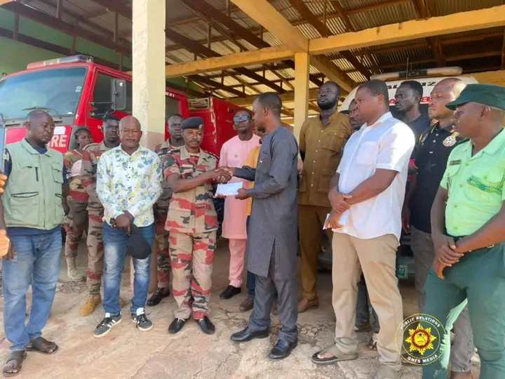 ‎Sissala West MP Supports Gwollu Fire Station With Gh¢20,000 For Fire Tender&nbsp;Maintenance‎